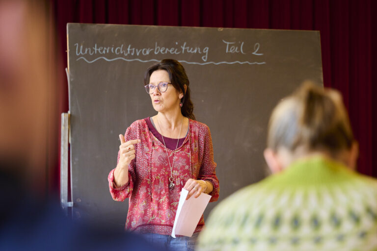 Portrait von Andrea Kaufmann, DozentIn der Akademie für anthroposophische Pädagogik